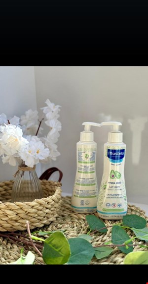 لوسیون هیدرا ب ب 300میل ماستلا مدل اروپایی mustela